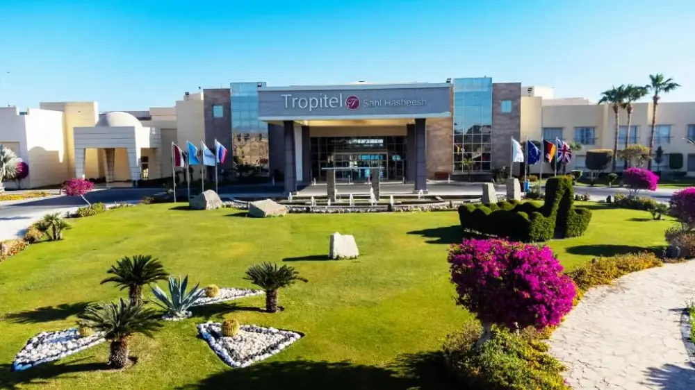 Privater Transfer vom Flughafen Hurghada zum Tropitel Sahl Hasheesh