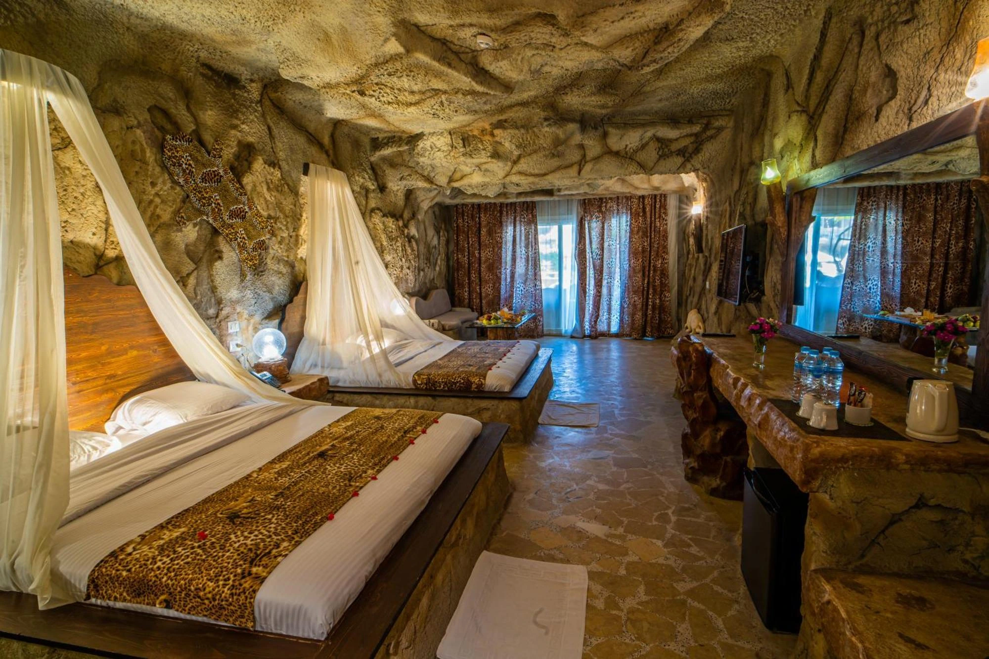 Privattransfer zum Caves Beach Resort Hurghada