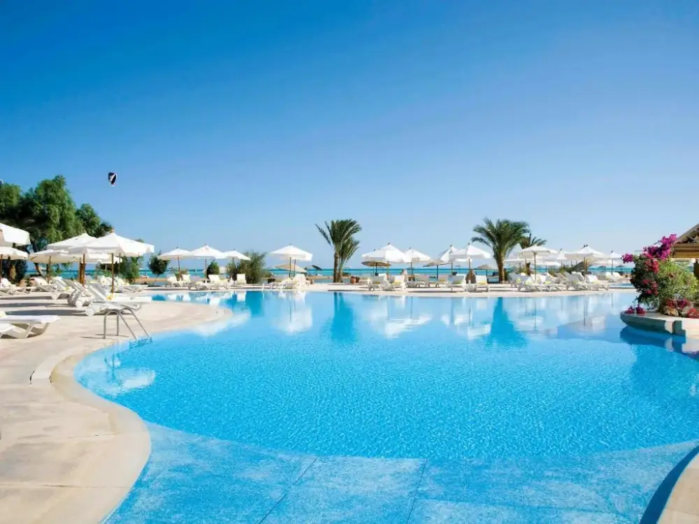 Privater Transfer zum Hotel Mövenpick El Gouna