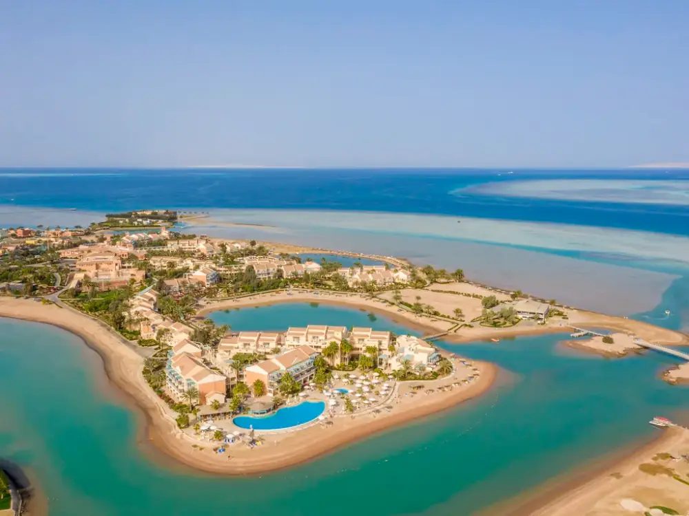 Privattransfer vom Flughafen Hurghada zum Mövenpick El Gouna