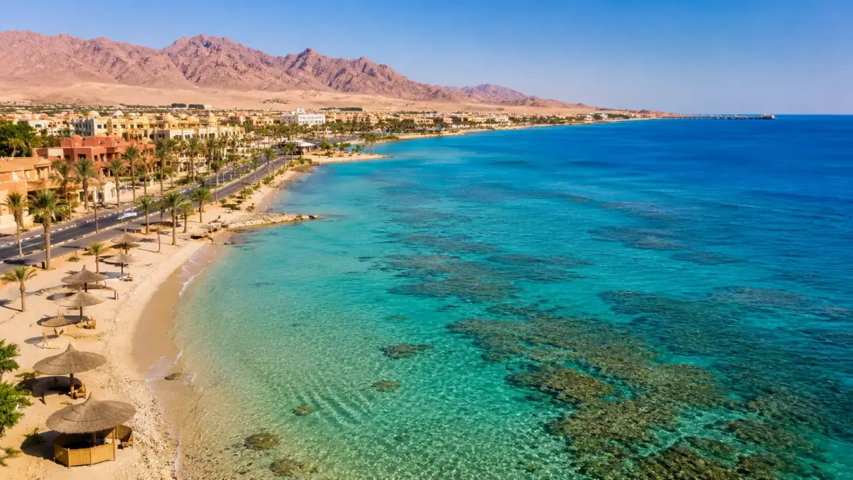 Südliches Marsa Alam mit Küste und Rotem Meer